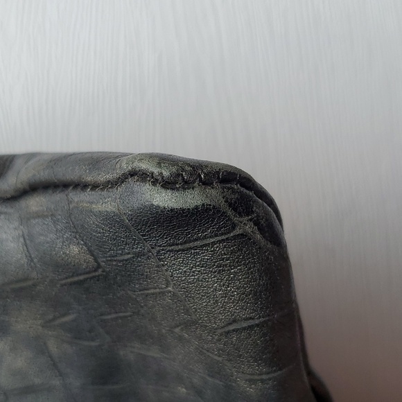 Per Se Black Bronze Leather Envelope Over the Shoulder Purse - Picture 7 of 7